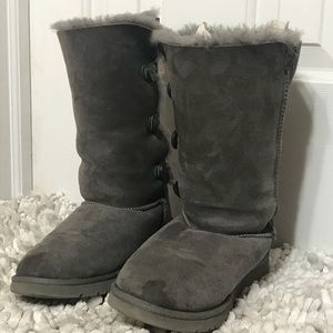 Grey Uggs